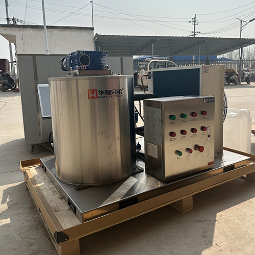 1噸片冰機交付焦作面包廠